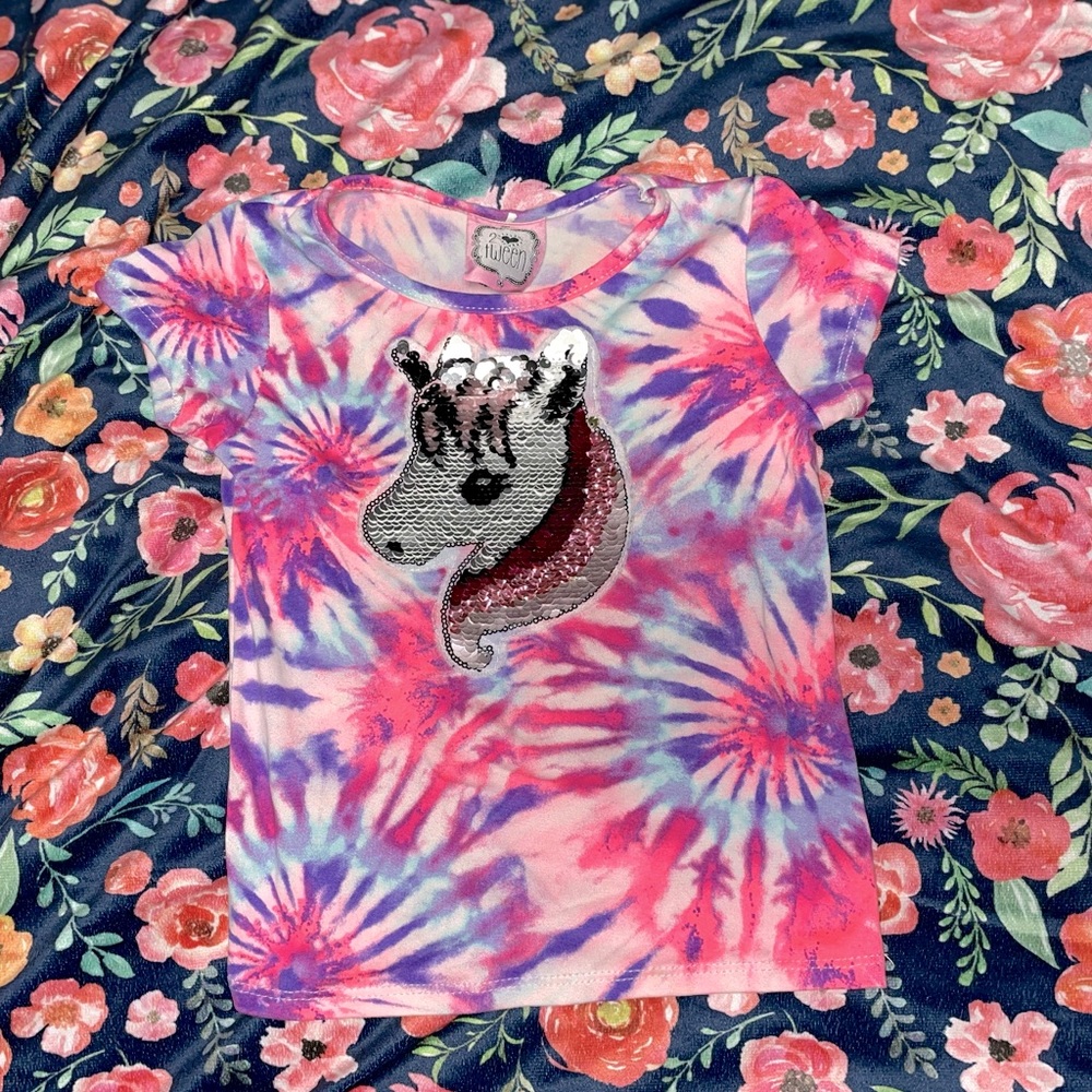 2 Tween tie-dye t-shirt